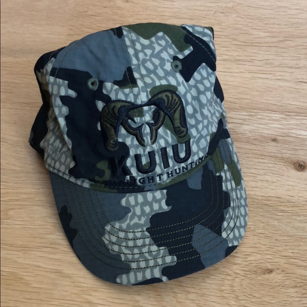 Men’s KUIU camo hat